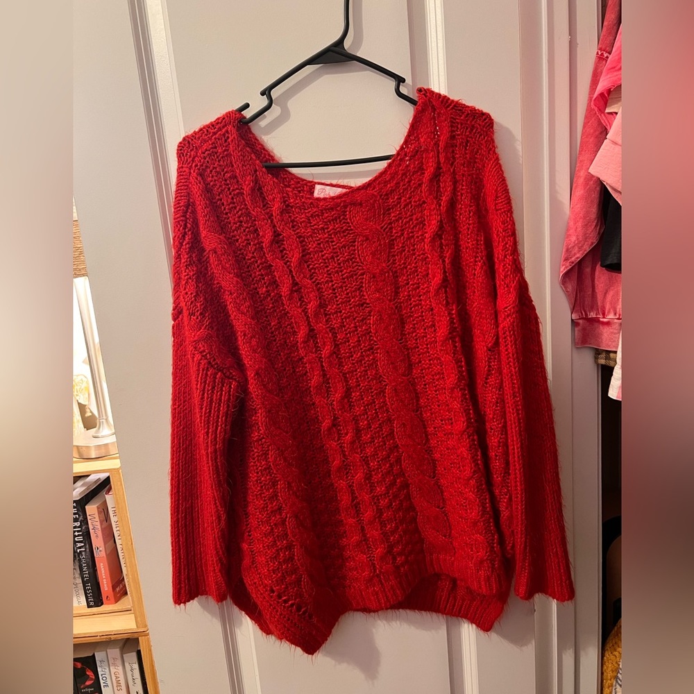 Pink Lily. oversized. size small